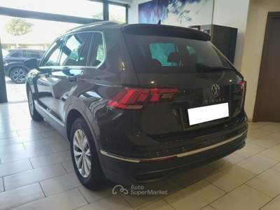 Volkswagen Tiguan 2.0 TDI Automatic DSG 150 CV Life 24 Mesi Garanzia Grigio usata Firenze