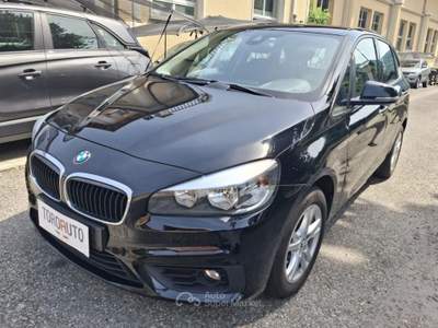BMW Serie 2 Active Tourer 216d d Active Tourer Luxury UNICO PROPRIETARIO Nero usata Varallo