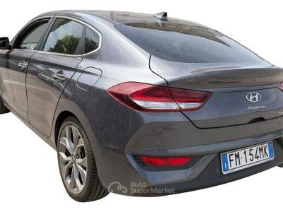 Hyundai i30 Fastback 1.4 T-GDI DCT Style Automatica Grigio usata Oderzo
