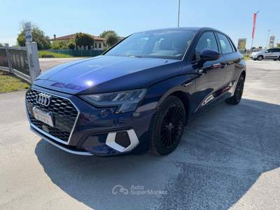 Audi A3 MHEV SPB Sportback s-tronic Business Advanced Blu/Azzurro usata Caerano di San Marco