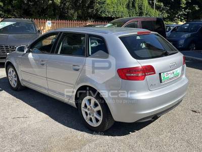 Audi A3 AUDI A3 SPB 1.6 TDI 105 CV CR Ambiente Grigio usata Foligno