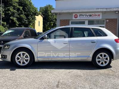 Audi A3 AUDI A3 SPB 1.6 TDI 105 CV CR Ambiente Grigio usata Foligno