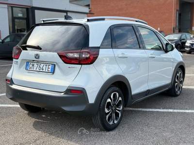 Honda Jazz 1.5 Hev Crosstar eCVT Executive Bianco usata Massarosa