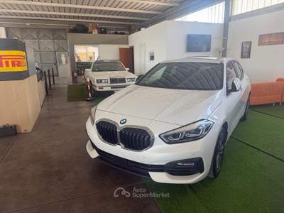 BMW Serie 1 118d BMW 118D ACTIVE BUSINESS Grigio usata Ponsacco