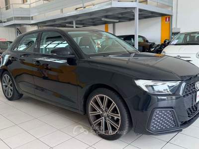 Audi A1 AUDI A1 1.0 95cv IDENTITY BLACK usata Cologno Monzese