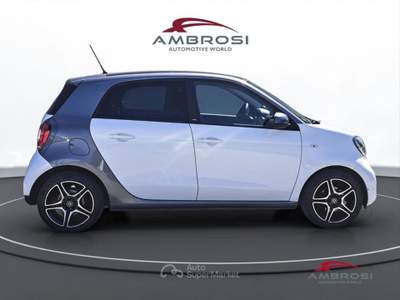 Smart ForFour forfour 90 0.9 Turbo twinamic Prime Bianco usata Corciano