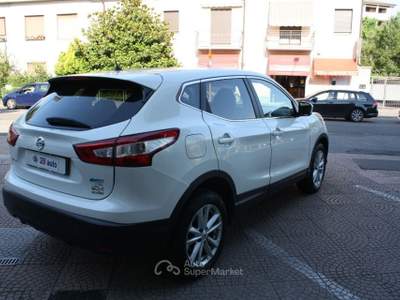 Nissan Qashqai 1.5 dCi Business Bianco usata Nova Milanese