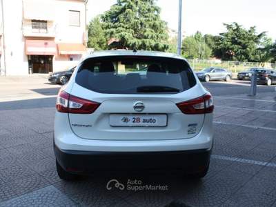 Nissan Qashqai 1.5 dCi Business Bianco usata Nova Milanese