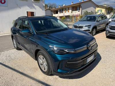 Volkswagen Tiguan 2.0 TDI 150 CV DSG Life Blu/Azzurro usata SAN PIETRO IN CARIANO