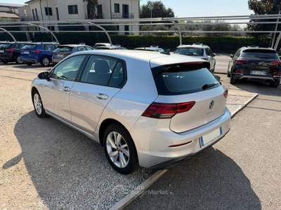 Volkswagen Golf 1.0 eTSI EVO DSG Life OK NEOPATENTATI Argento usata SAN PIETRO IN CARIANO