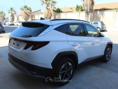 Hyundai Tucson 1.6 CRDI 48V DCT Business -KM0 Bianco usata Trapani