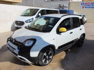 Fiat Panda 1.0 FireFly S&S Hybrid CROSS -KM0 Bianco usata Trapani