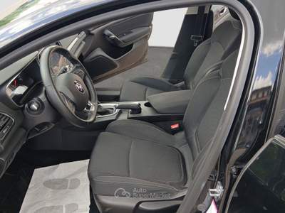 Renault Mégane 1.5 blue dci Business 115cv edc Nero usata San Zenone degli Ezzelini