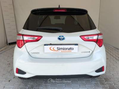 Toyota Yaris 1.5 Hybrid 5 porte Trend "White Edition" Bianco usata Resana