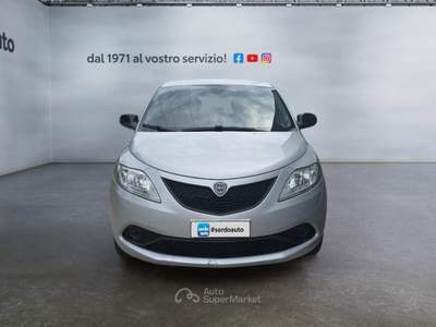 Lancia Ypsilon 1.2 69 CV 5 porte S&S Gold Argento usata Castagnaro
