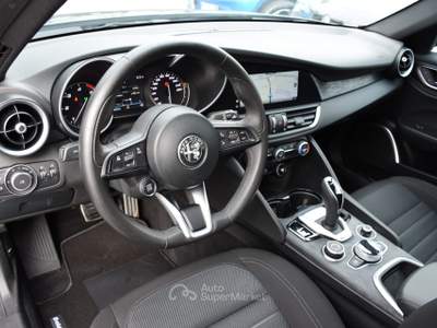 Alfa Romeo Giulia 2.2 Turbodiesel 190 CV AT8 Super Business Grigio usata Roma