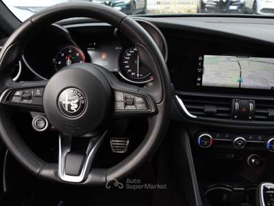 Alfa Romeo Giulia 2.2 Turbodiesel 190 CV AT8 Super Business Grigio usata Roma