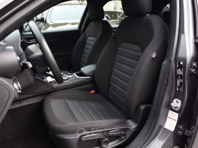 Alfa Romeo Giulia 2.2 Turbodiesel 190 CV AT8 Super Business Grigio usata Roma