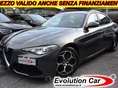 Alfa Romeo Giulia 2.2 Turbodiesel 190 CV AT8 Super Business Grigio usata Roma