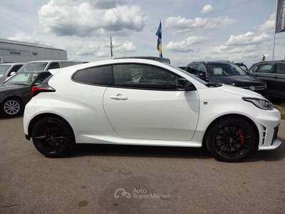 Toyota Yaris Yaris GR 1.6 Turbo Circuit Restyling 280 CV Bianco usata Moncalieri