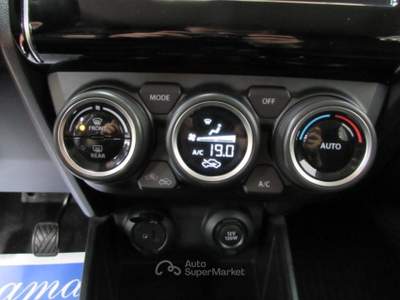 Suzuki Swift 1.2 Hybrid Top Rosso usata Rho