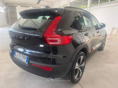 Volvo XC40 T5 Recharge Plug-in Hybrid R-design Nero usata Spilimbergo