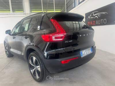 Volvo XC40 T5 Recharge Plug-in Hybrid R-design Nero usata Spilimbergo