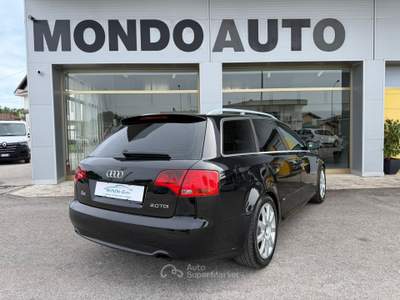 Audi A4 170CV 16V TDI F.AP. Avant S Line Nero usata Rovigo