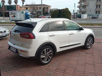 Kia Niro 1.6 GDI HVE STYLE ADAS PACK DCT HYBRID Bianco usata Altidona