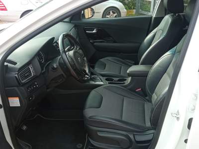 Kia Niro 1.6 GDI HVE STYLE ADAS PACK DCT HYBRID Bianco usata Altidona