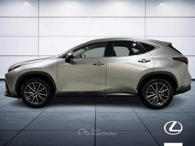Lexus NX 2.5 Hybrid Premium 4WD e-CVT Grigio usata Brescia