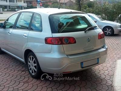Fiat Croma 1.9 MultiJet 8V 88KW 120 CV Dynamic Blu/Azzurro usata Altidona
