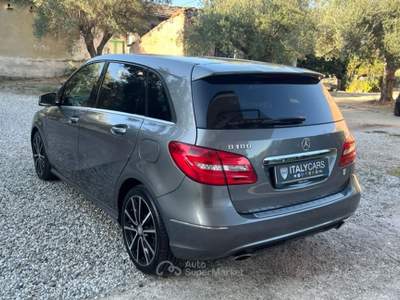 Mercedes-Benz Classe B MERCEDES CLASSE B 180 CDI Nero usata Montalto Uffugo