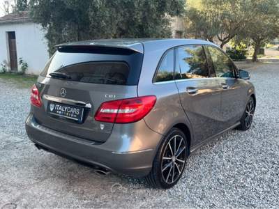 Mercedes-Benz Classe B MERCEDES CLASSE B 180 CDI Nero usata Montalto Uffugo