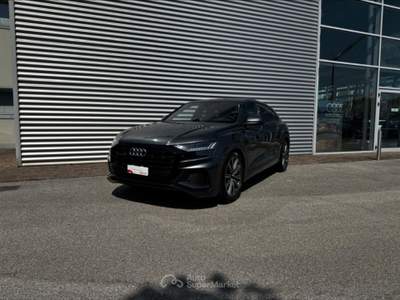 Audi Q8 55 3.0 TFSI E TITRONIC QUATTRO SPORT Argento usata San Fior