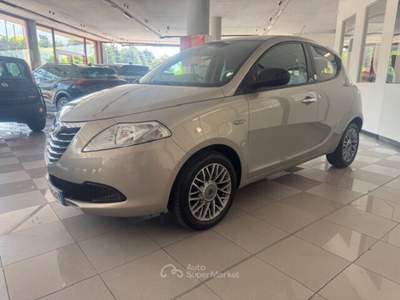 Lancia Ypsilon Ypsilon 1.2 69 CV 5 porte GPL Ecochic Gold Argento usata Concesio