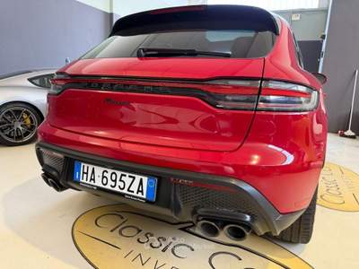 Porsche Macan 2.0 / TETTO PANORAMICO / CERCHI 20'' OFF ROAD Rosso usata Medesano