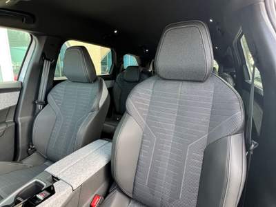 Peugeot 5008 Hybrid 145 e-DCS6 Allure 7 posti - possibilità noleggio no scoring Argento usata Gela