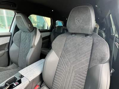 Peugeot 5008 Hybrid 145 e-DCS6 GT Exclusive - 7 posti - possibilità noleggio no scoring Argento usata Gela