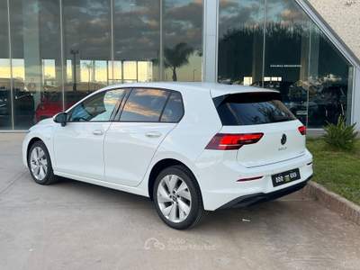 Volkswagen Golf eHybrid DSG Edition Plus - T-STOCK 2025 Bianco usata Gela