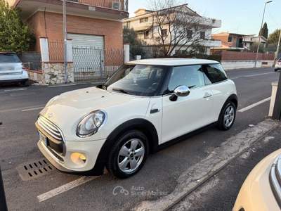 MINI Clubman 1.5 One D - Tutto incluso - Superprezzo - Full Optional Beige usata Guidonia Montecelio