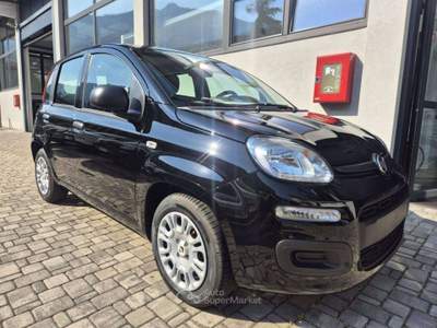 Fiat Panda Pandina 1.0 firefly hybrid Pop Nero usata LECCO