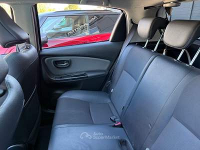 Toyota Yaris 5p - Full opt - Automatica - Tutto incluso Bianco usata Guidonia Montecelio