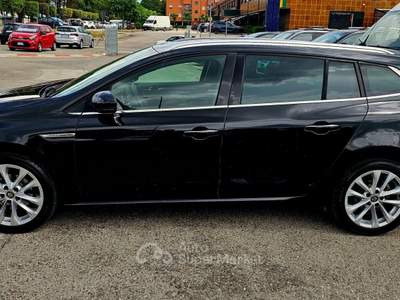 Renault Mégane Megane Mégane Sporter dCi 8V 110 CV EDC Energy Intens Nero usata Perugia