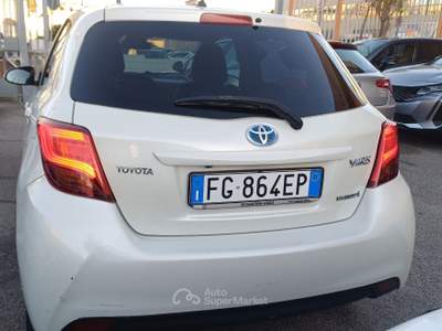 Toyota Yaris 5 porte Style Bianco usata Massafra