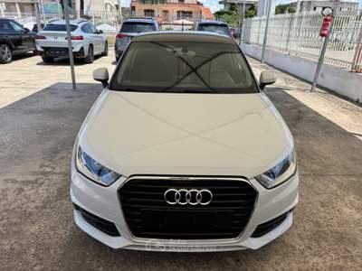 Audi A1 SPB 1.0 TFSI 95 CV S LINE EDITION - MY18 Bianco usata Qualiano