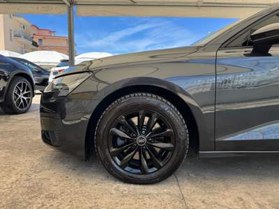 Audi A3 SPB 35 TDI S TRONIC IDENTITY BLACK - MY21 Grigio usata Qualiano