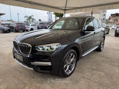 BMW X3 XDRIVE 20d AUTO XLINE / TETTO - MY21 Grigio usata Qualiano