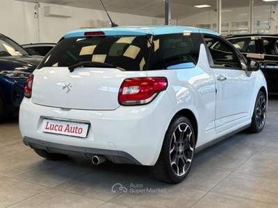 DS Automobiles DS 3 1.4 HDi 70CV Chic Bicolor *HI-FI*CERCHI "17* Bianco usata Cologno Monzese