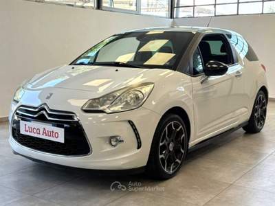 DS Automobiles DS 3 1.4 HDi 70CV Chic Bicolor *HI-FI*CERCHI "17* Bianco usata Cologno Monzese